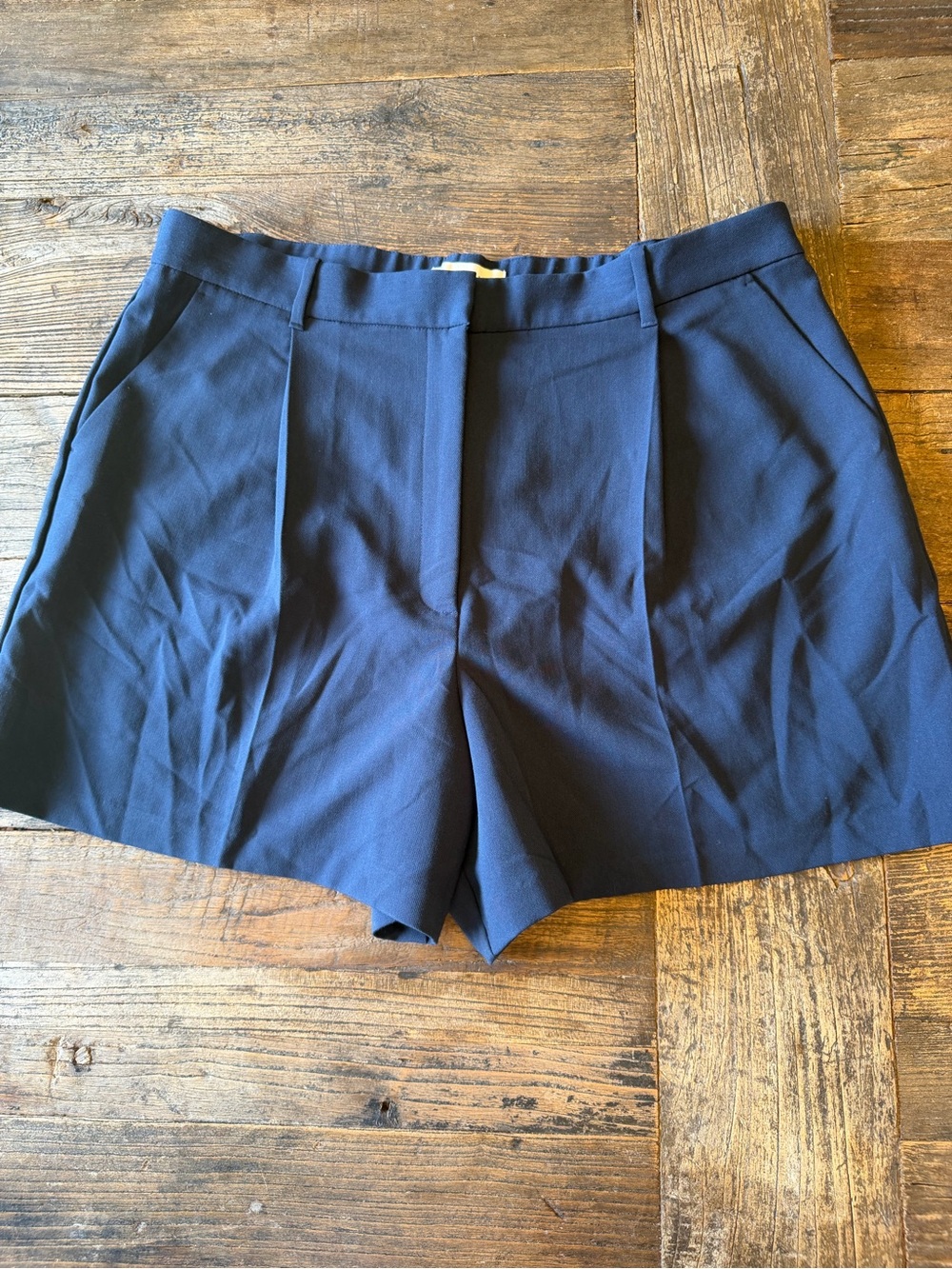 Abercrombie & Fitch Navy High-Waist Pleated Women’s Shorts